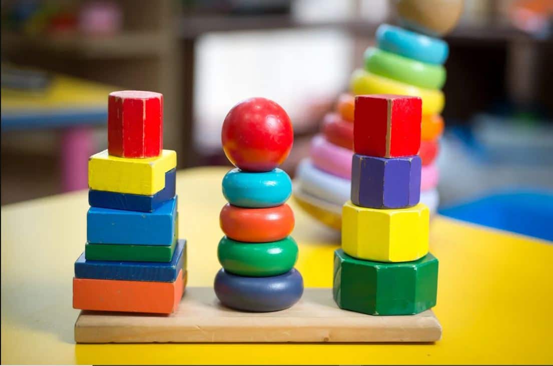 aba therapy and play skills, cubes and shapes.