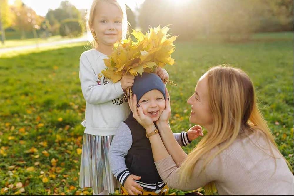 aba therapy, mother's touching.